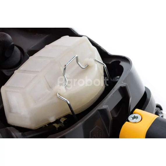 Stiga benzinmotoros láncfűrész CS 545 ( 16 col )