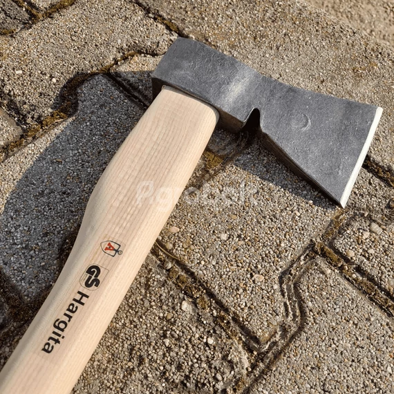 Fejsze, kovácsolt hargita 1,8 kg közeli